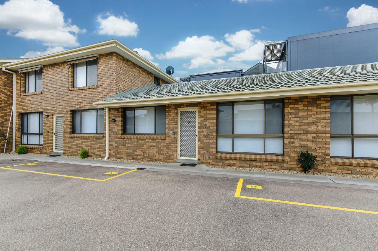 Hybiscus Waterfront Apartments Lakes Entrance Zewnętrze zdjęcie